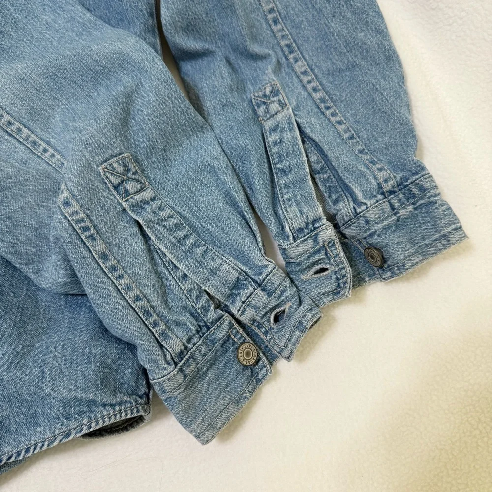 Vintage Levi's Denim Casual Button Down Shirt Men Size Small - Picture 10 of 12